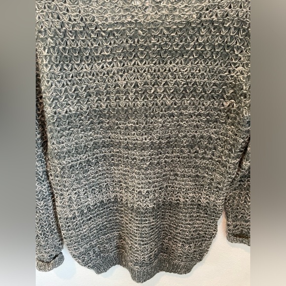 Sun & Shadow Green Mixed Stitch Women’s Small Green Crew Neck Pull Over Sweater - Picture 7 of 10